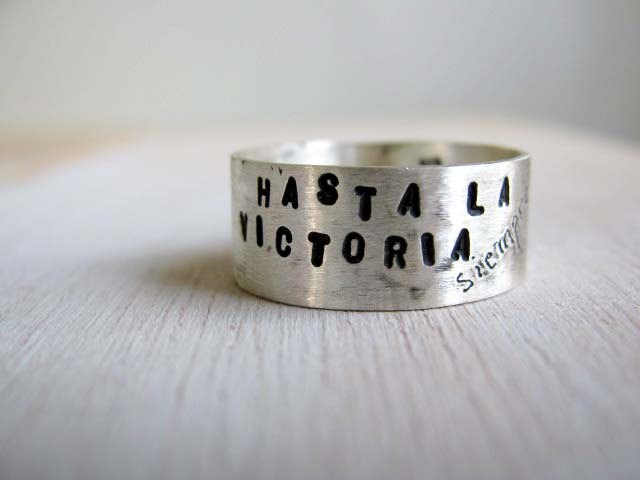 ΔΑΧΤΥΛΙΔΙ VICTORIA